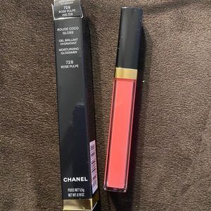 Chanel Lip Gloss - #728 Rose Pulpe